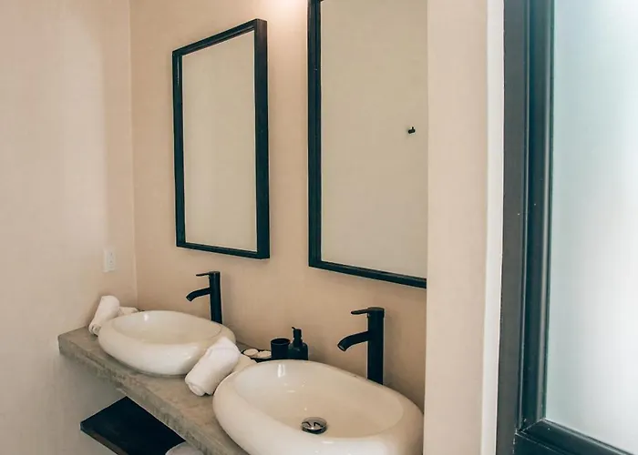 Jungle Boho - Pvt Pool -100mbs -concierge 8b